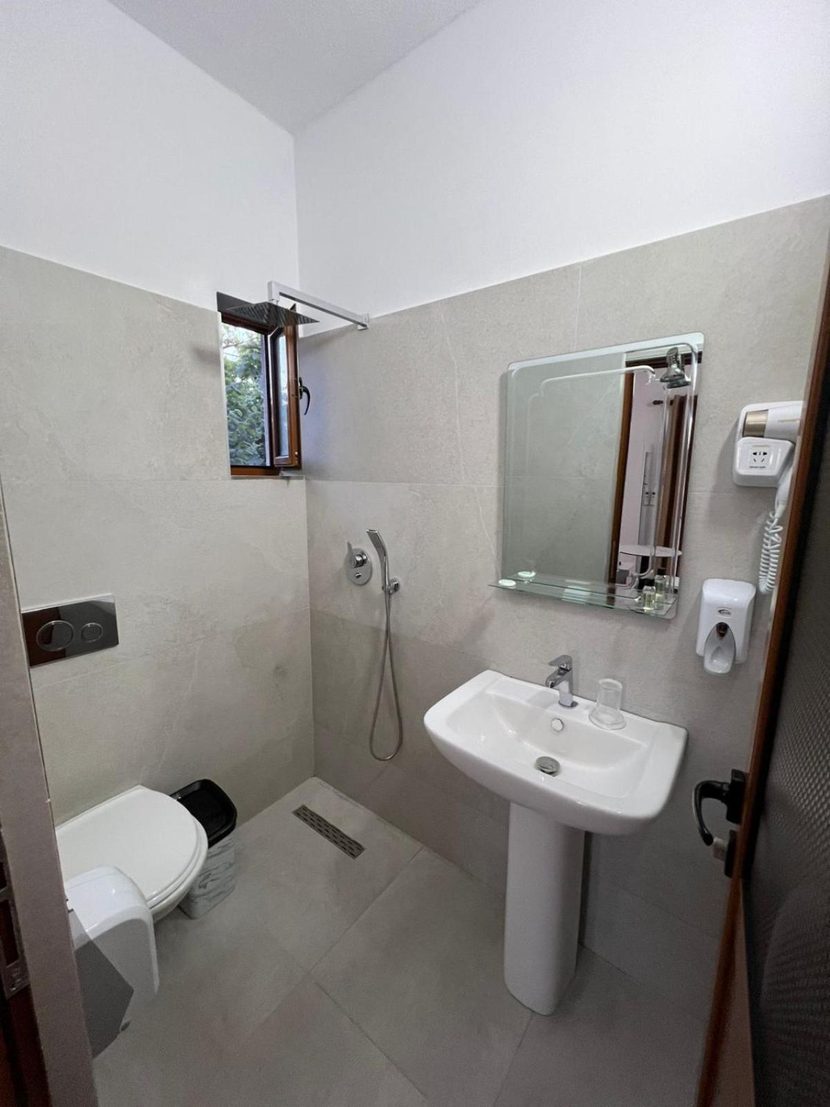 Dangolli House Lägenhet Vlorë Exteriör bild