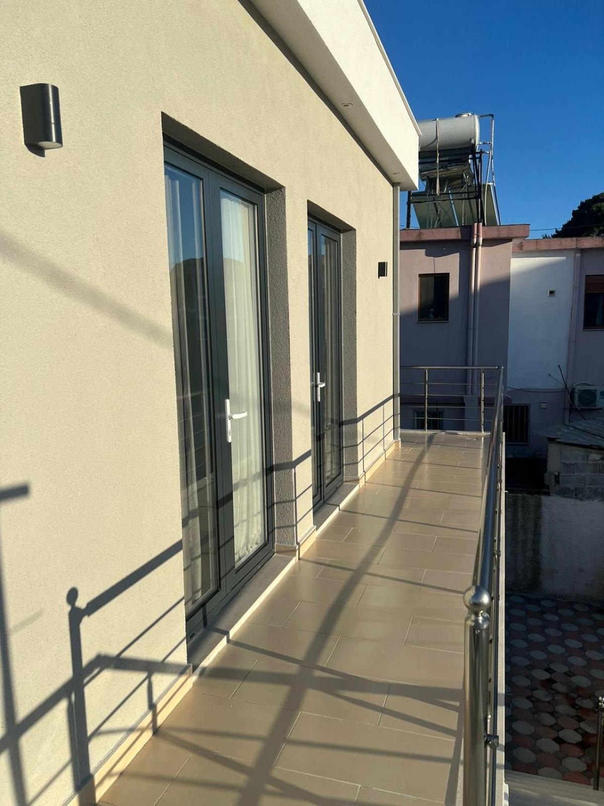 Dangolli House Lägenhet Vlorë Exteriör bild