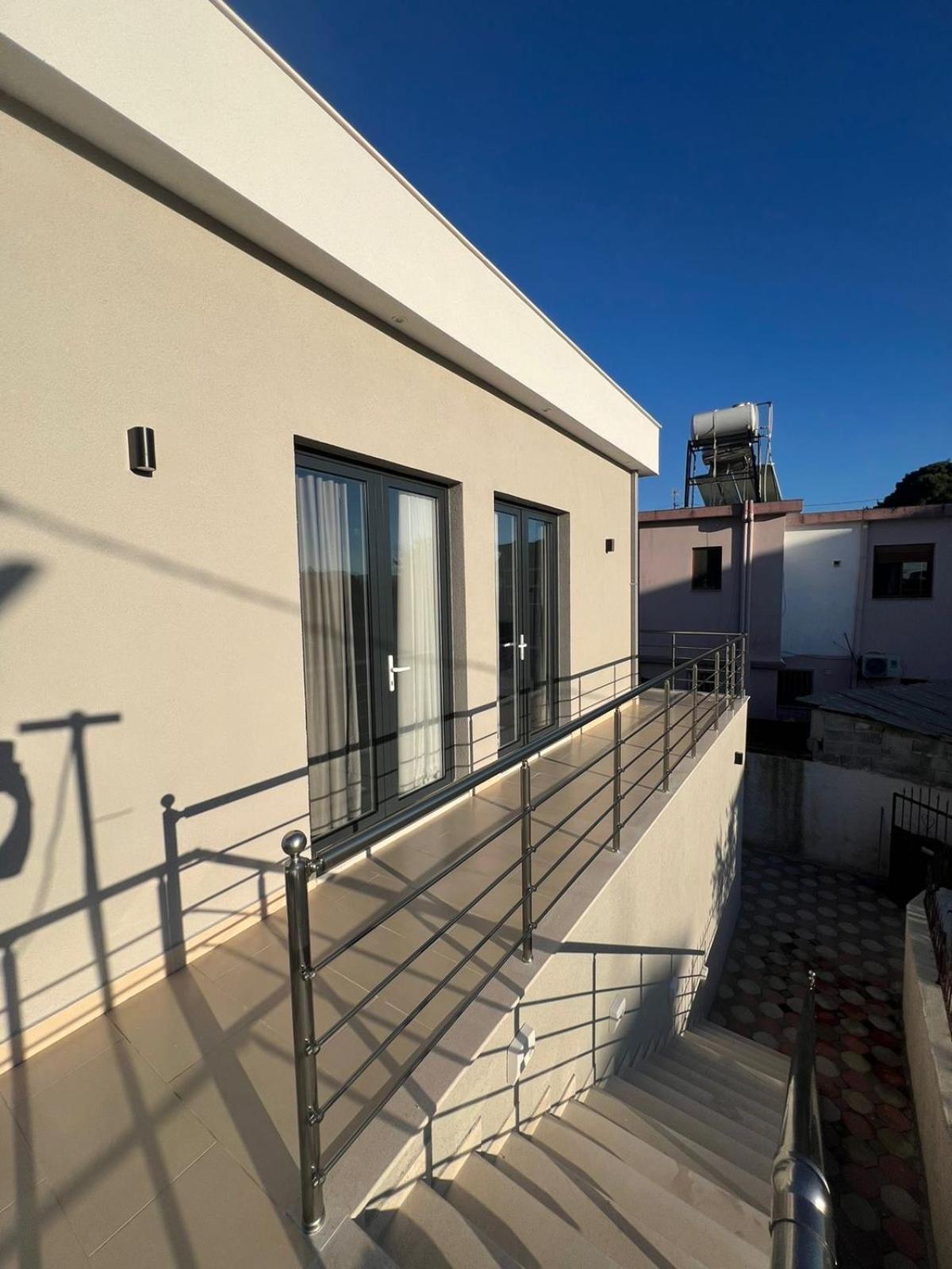 Dangolli House Lägenhet Vlorë Exteriör bild